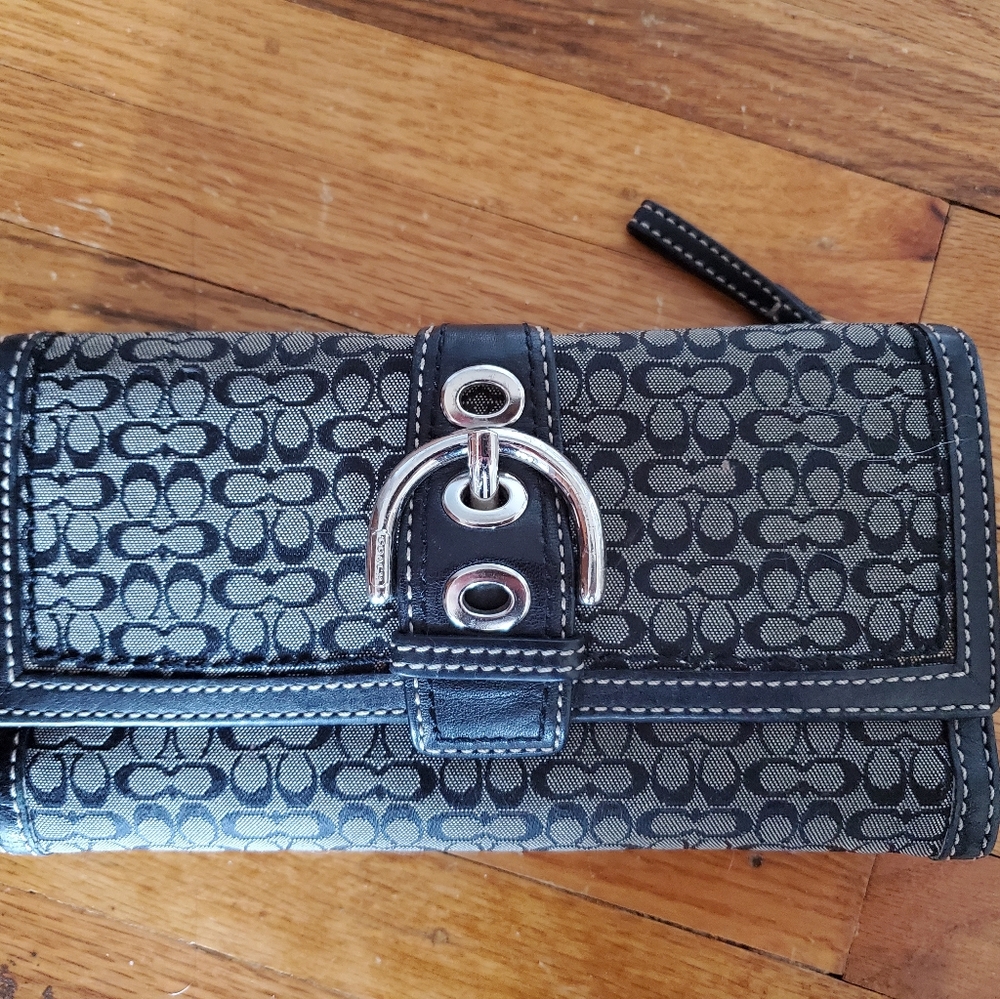 Coach wallet